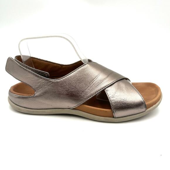 STRIVE Venice - women's comfortable and arch supportive sandals - SIZE 6.5/7 - Picture 10 of 12